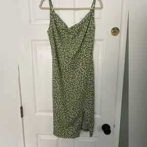 Green Floral Midi Dress Size Small